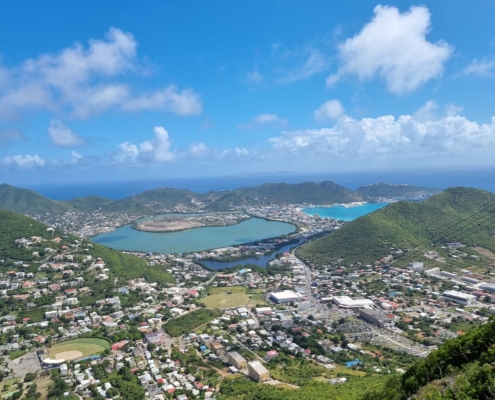 foto di sint marteen dall'alto